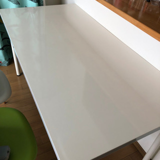 IKEA ダイニングテーブル　白　差し上げます！