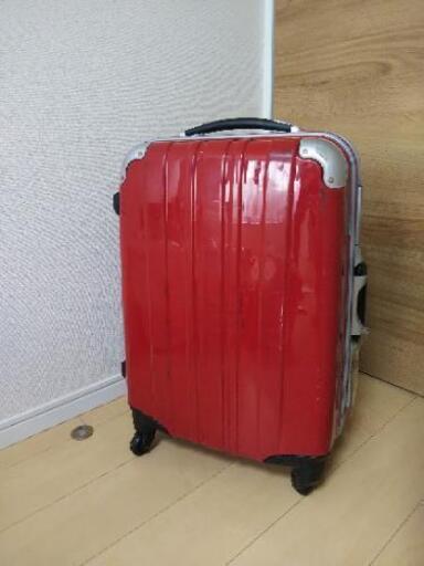 Royal Ascot Club 赤スーツケース 鍵付き かーろ 入曽のその他の中古あげます 譲ります ジモティーで不用品の処分 Royal Ascot Club 赤スーツケース 鍵付き かーろ 入曽のその他の中古あげます 譲ります ジモティーで不用品の処分