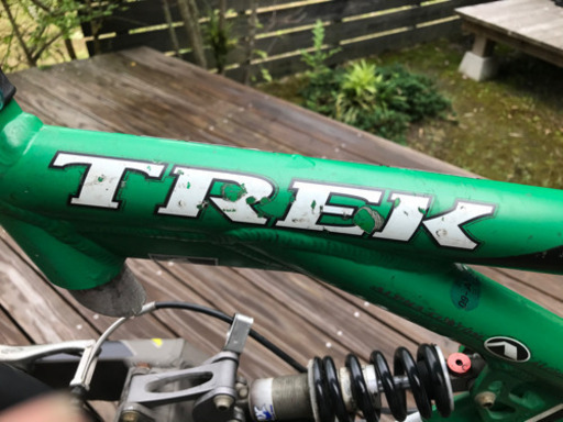 TREK VRX300 ミシュランスリックタイヤ　街乗り