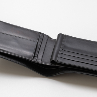 直営店購入の本物です。ボッテガヴェネタの財布＆ヴィトンの小銭入れ(キーケースにもなります) 直営店購入の本物です。ボッテガヴェネタの財布＆ヴィトンの小銭入れ(キー