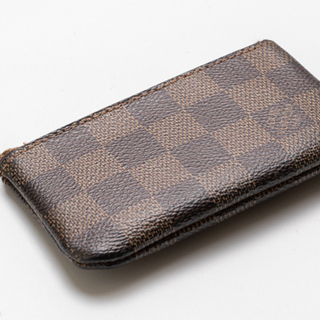 直営店購入の本物です。ボッテガヴェネタの財布＆ヴィトンの小銭入れ(キー