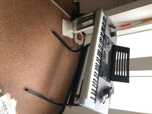 電子キーボード
