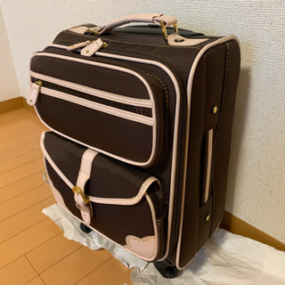 【機内持込可能】キャリーケース、スーツケース