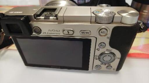☆値下げ☆ □美品 SONY ミラーレス α6000 ダブルズームレンズキット 