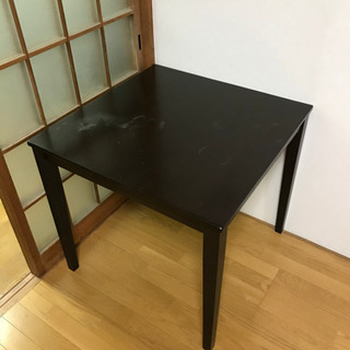 [東京都小平市]木のテーブル引き取りに来て下さる方無料で差し上げます