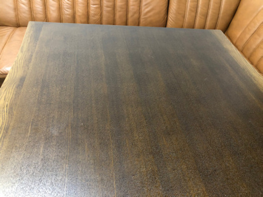 木目調のダイニングテーブル　一枚板