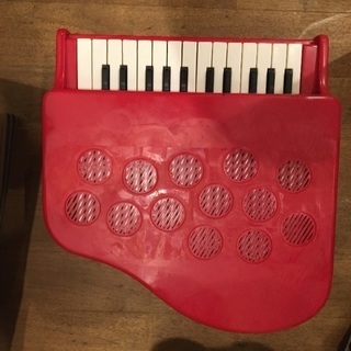 ピアノのおもちゃ