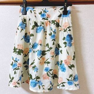 花柄キュロットスカート