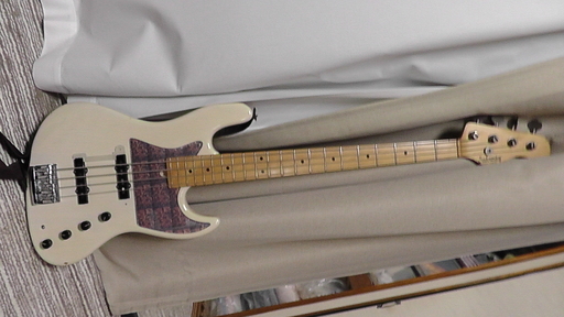 Bassオリジナルフィンガーレスト カツカツ 高円寺のアクセサリーの中古あげます 譲ります ジモティーで不用品の処分