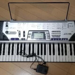 電子ピアノ　CASIO CTK-496