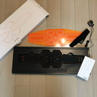 正規品シックスパッド　アブズベルト　シート6枚付き　（sixpad Abs Belt）