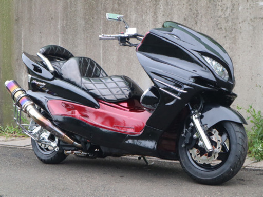 【YAMAHA マジェスティ】ブラック×レッドカラー！！バチバチのフルカス！！ YAMAHA マジェスティ】ブラック×レッドカラー！！バチバチのフルカス