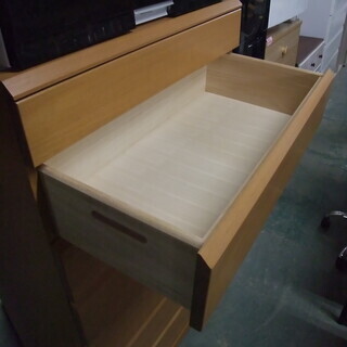 R1039) モンダ 天然木 チェスト 7段 収納家具 店頭取引大歓迎 R1039) モンダ 天然木 チェスト 7段 収納家具 店頭取引大歓迎