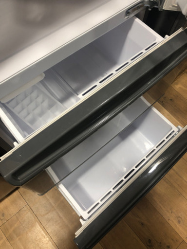AQUA  2017年製　冷凍　冷蔵庫　キッチン