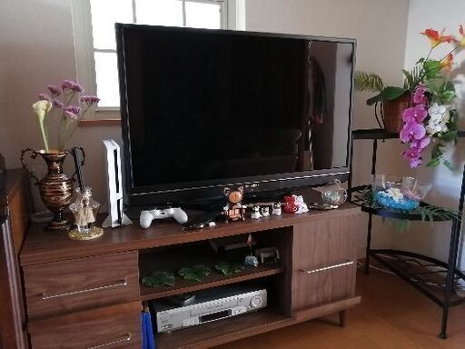 三菱レアル40インチとテレビボード