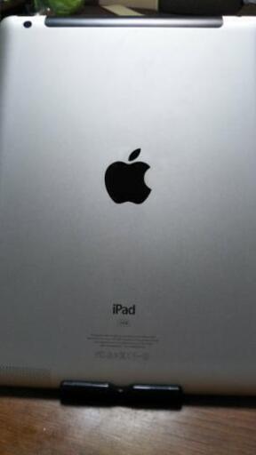 iPad 16GB 充電器コードと本体のセット（停止中）