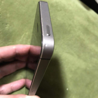 iPhone8 64G SIMフリー　SE 32G SIMフリー2だい