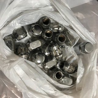 18インチ　ナット・盗難ナット付　ホイール　ドルフレン　6月29日取引可能