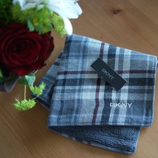 🌟新品🌟タオルハンカチ DKNY