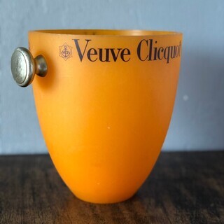 Veuve Clicquot のワインクーラー 