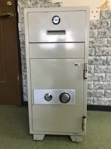 ダイヤル式耐火金庫