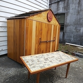 相談家具屋の1点もの！タイルのテーブル