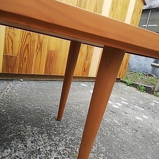 相談家具屋の1点もの！タイルのテーブル