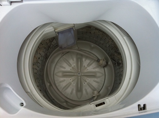 2011年製　HITACHI　洗濯機　中古　5.0㎏