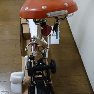 値下げしました。(新品！)折りたたみ電動自転車(ベネリ)