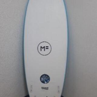  サーフボード、MF　ソフトボード little marley　5\'10 x 22, 1/2 x 2 ,13/16　（４３L）