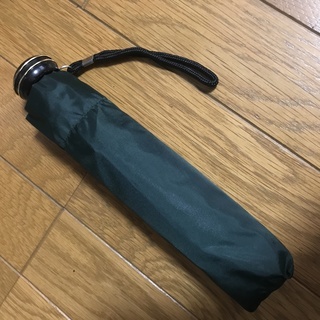 未使用　折畳み傘　緑
