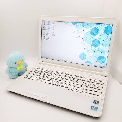 富士通 Corei7 メモリ4GB SSD128GB ノートパソコン