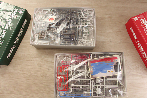 中袋 未開封 ZGMF-X56S/β ZGMF-X56S/γ 2個セット HG COSMIC ERA ソードインパルスガンダム ブラストインパルスガンダム プレミアム バン(P927wY) 中袋 未開封 ZGMF-X56S/β ZGMF-X56S/γ 2個セット HG COSMIC ERA