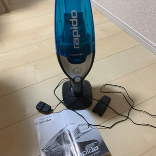 Electrolux ラピード 7.2V ZB4106 ハンディ...