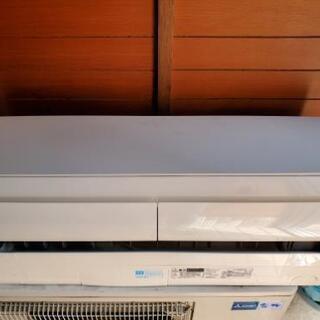 【2017年製】18畳用の大型エアコン、保証付きです！