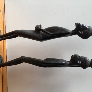 新品　海外旅行みやげ　マサイ族　木彫　木製　置物　アジアン