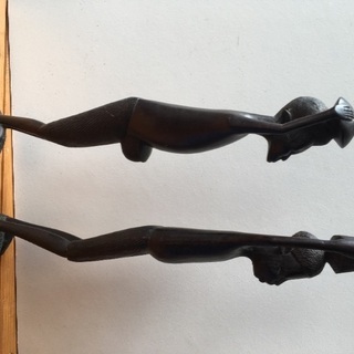 新品　海外旅行みやげ　マサイ族　木彫　木製　置物　アジアン