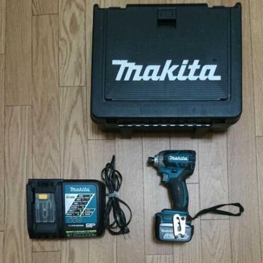 マキタ インパクトドライバー TD137DRMX