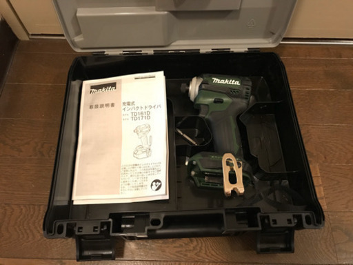 マキタ　インパクトドライバー　限定色　TD171D グリーン　極美品！