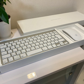 Apple Magic keyboard & Magic Mou...