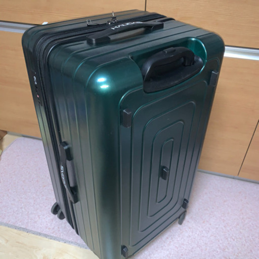 スーツケース 四角 正方形 美品 旅行 緑 グリーン トラベル セール リモワ