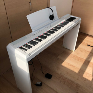 ほぼ未使用　YAMAHA P115 17年製 付属品あり