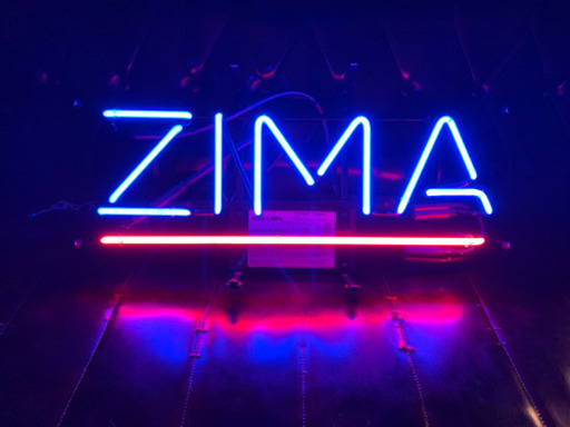 ZIMAのネオン管ライト