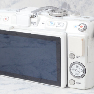 女性におすすめ●EZ Wズーム●WiFi転送可能●オリンパス E-PL6　安心のゆうパック代引き発送！送料、代引き手数料無料！