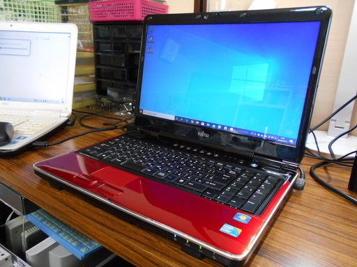 ノートパソコン 富士通 LIFEBOOK AH700/5A Windows10 64Bit CPU