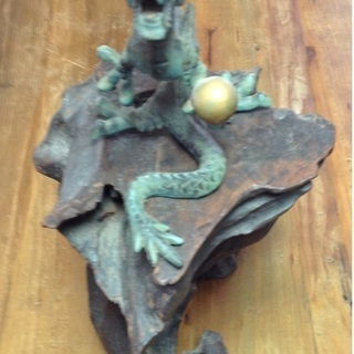 龍｣の開運置物&骨董木台・私はこれで・・・(離島を除く・