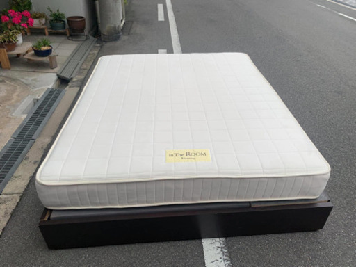 ダブルベッド  140cm*200cm