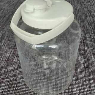 果実酒用のビン(プラスチック製)