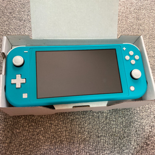 ニンテンドースイッチライト　Nintendo Switch Lite