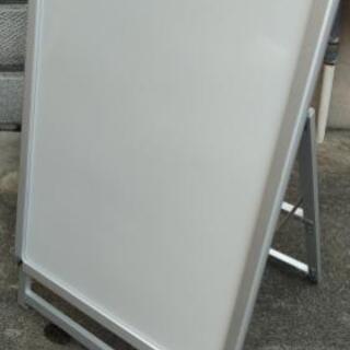 ポスターパネルスタンド A1 両面 シルバー H1200mm グリップ式A型看板